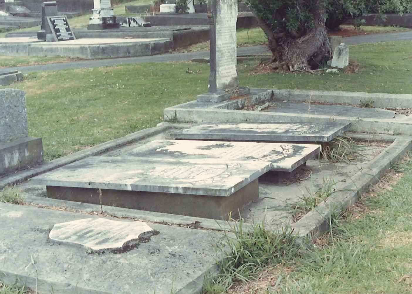 headstone
