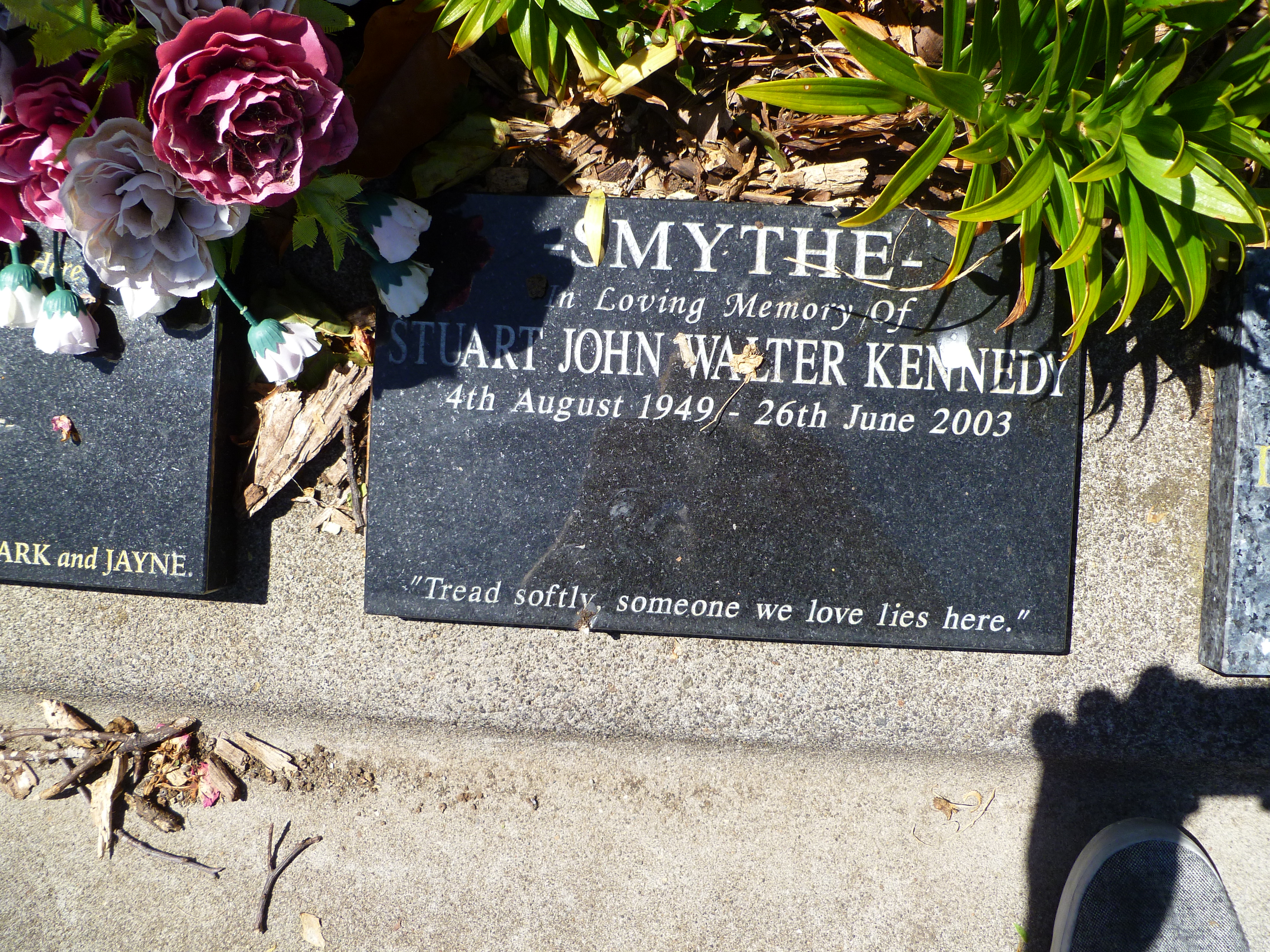 headstone