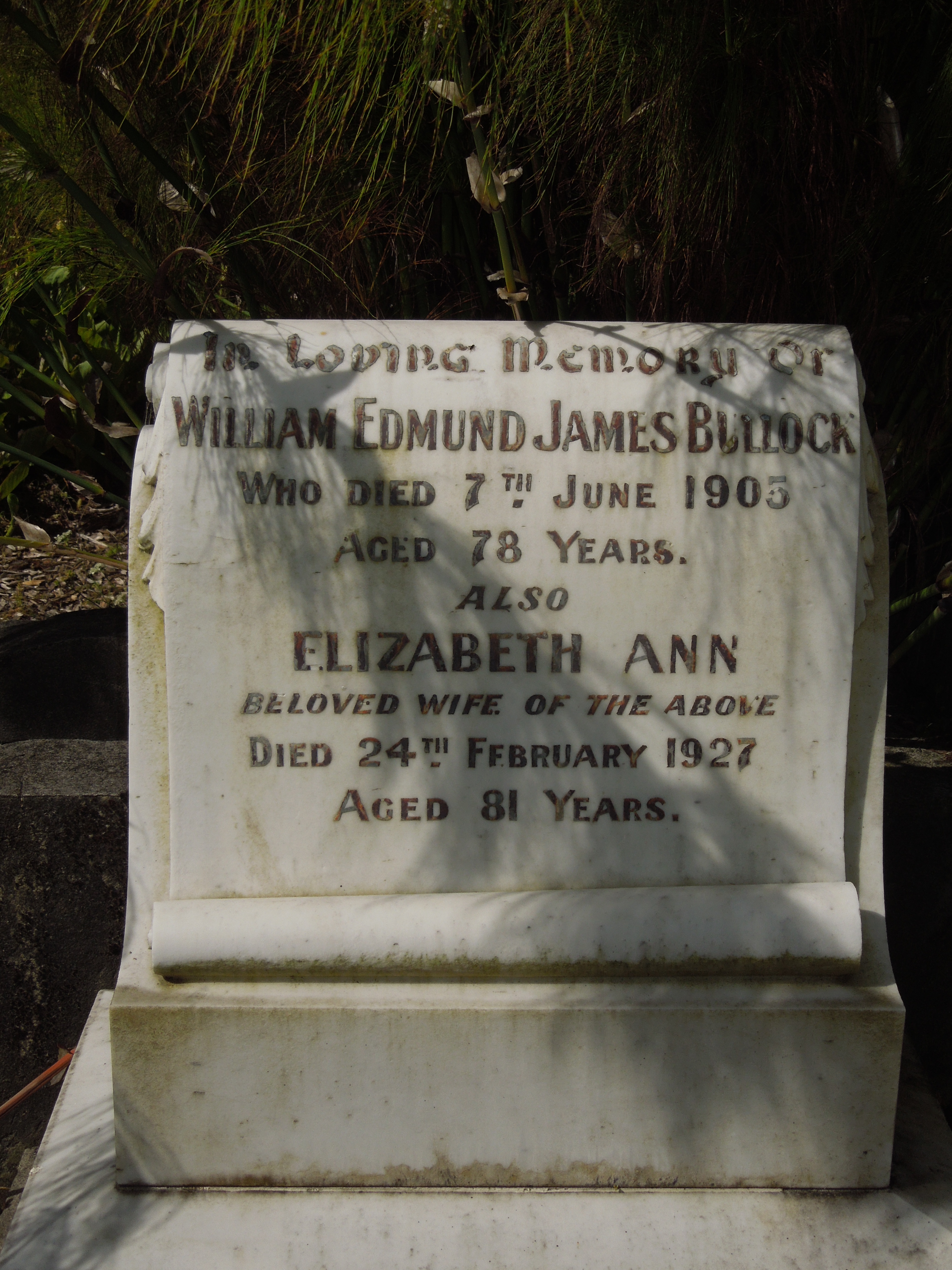 headstone