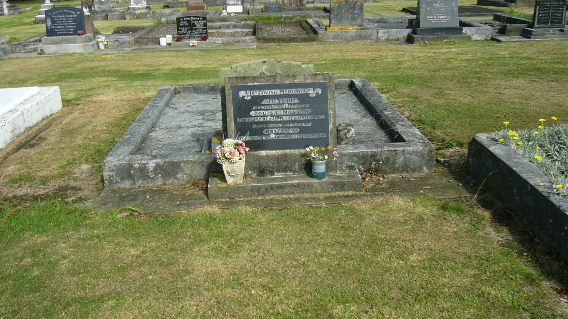 headstone