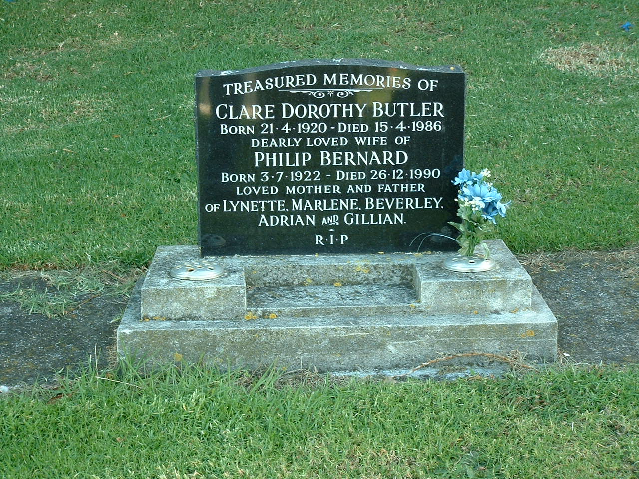 headstone
