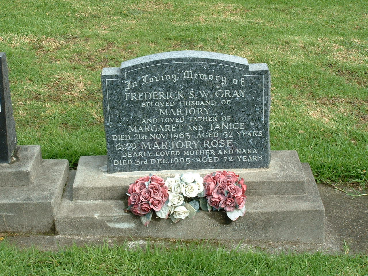 headstone