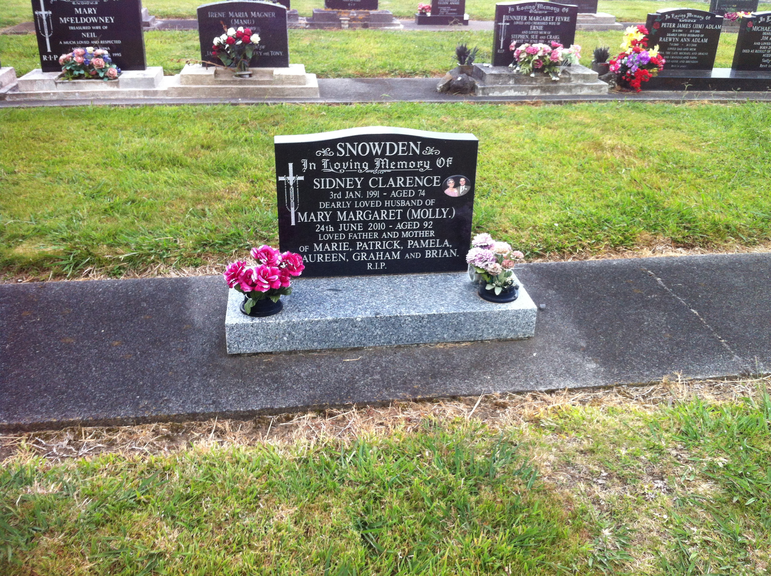 headstone