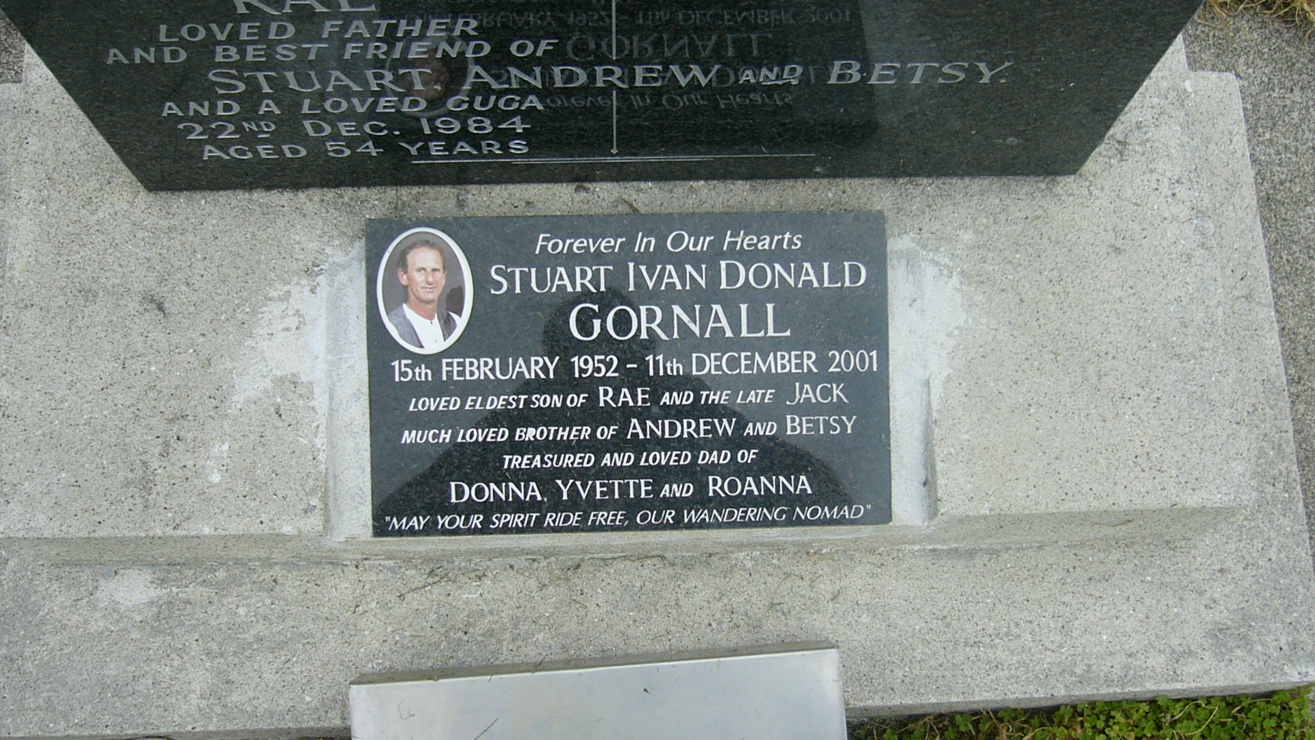 headstone