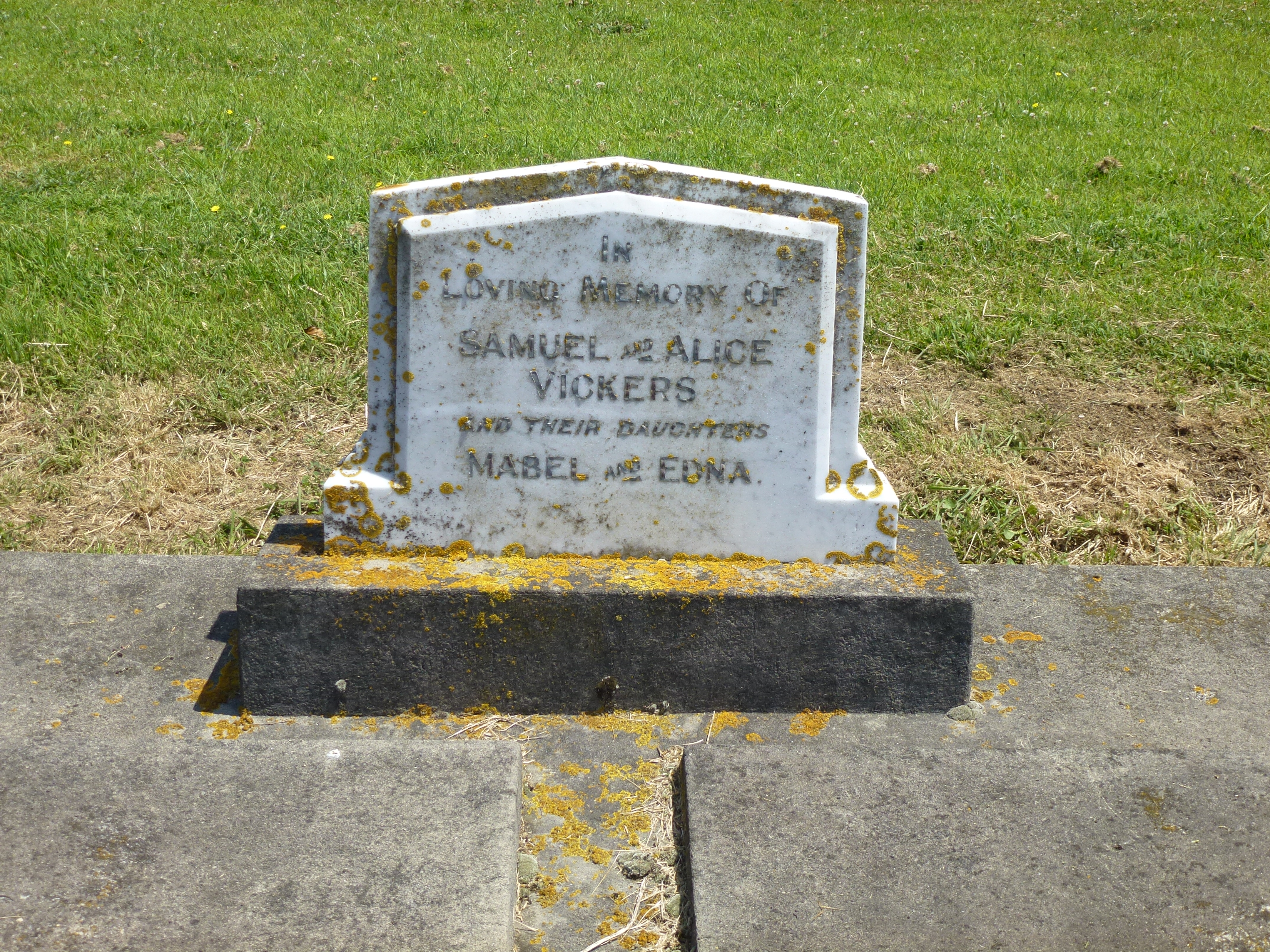 headstone