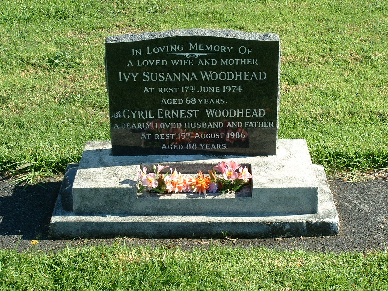 headstone