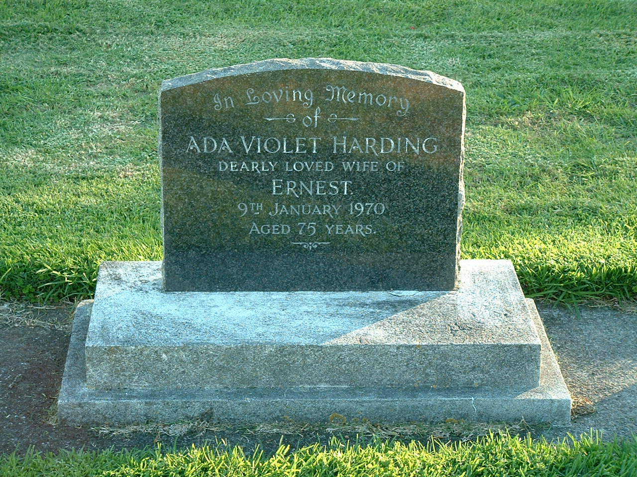 headstone