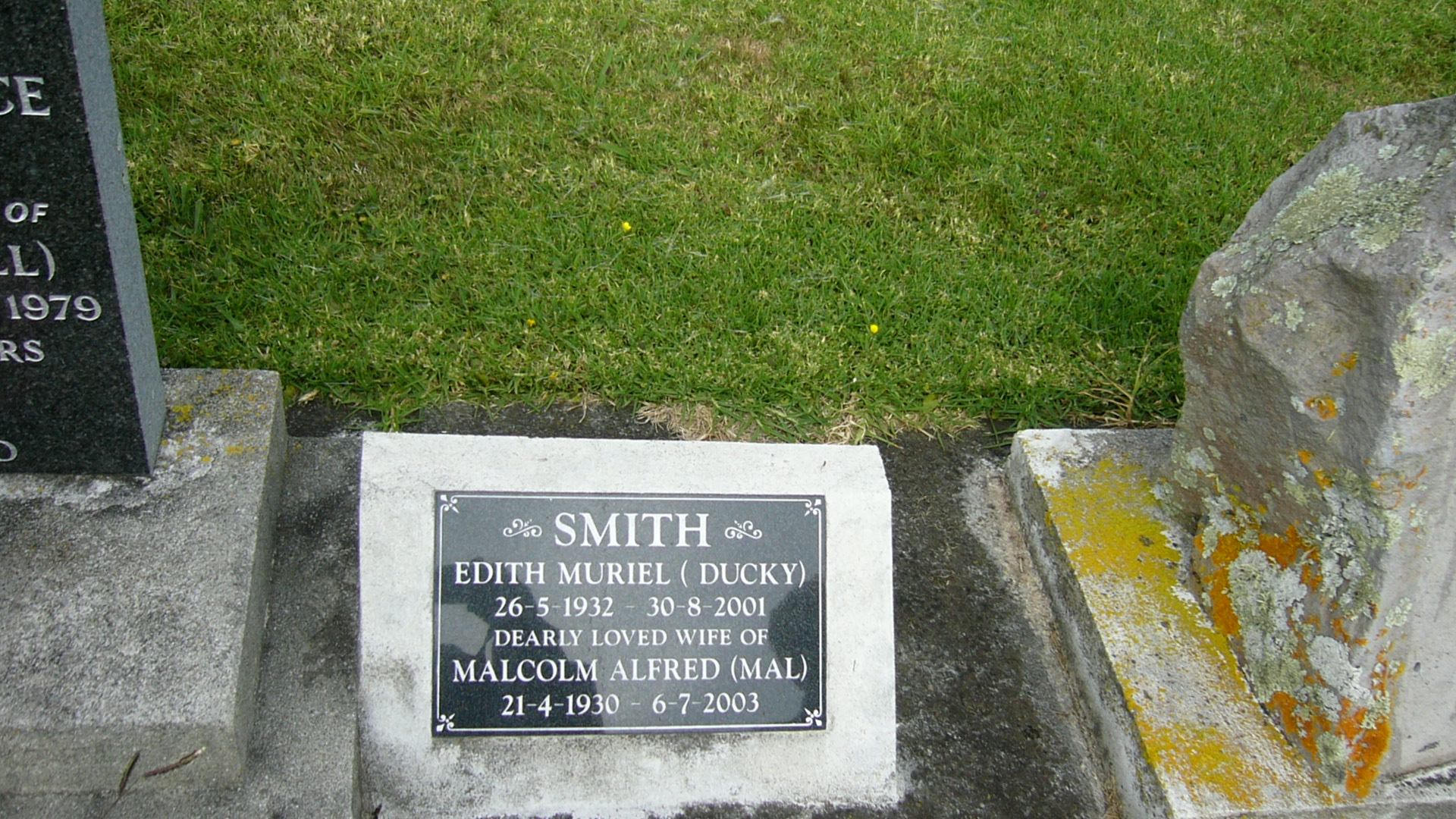 headstone