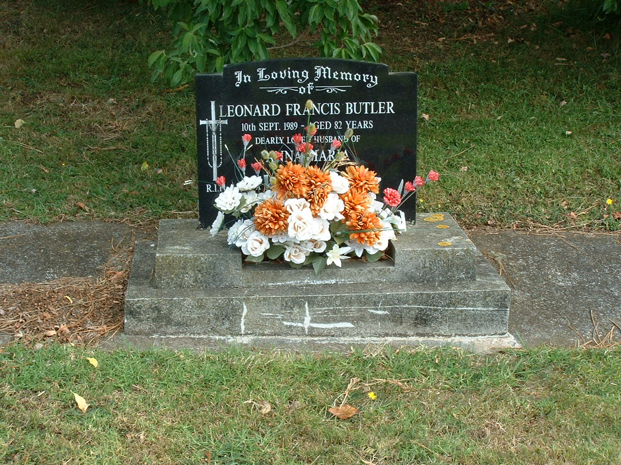 headstone