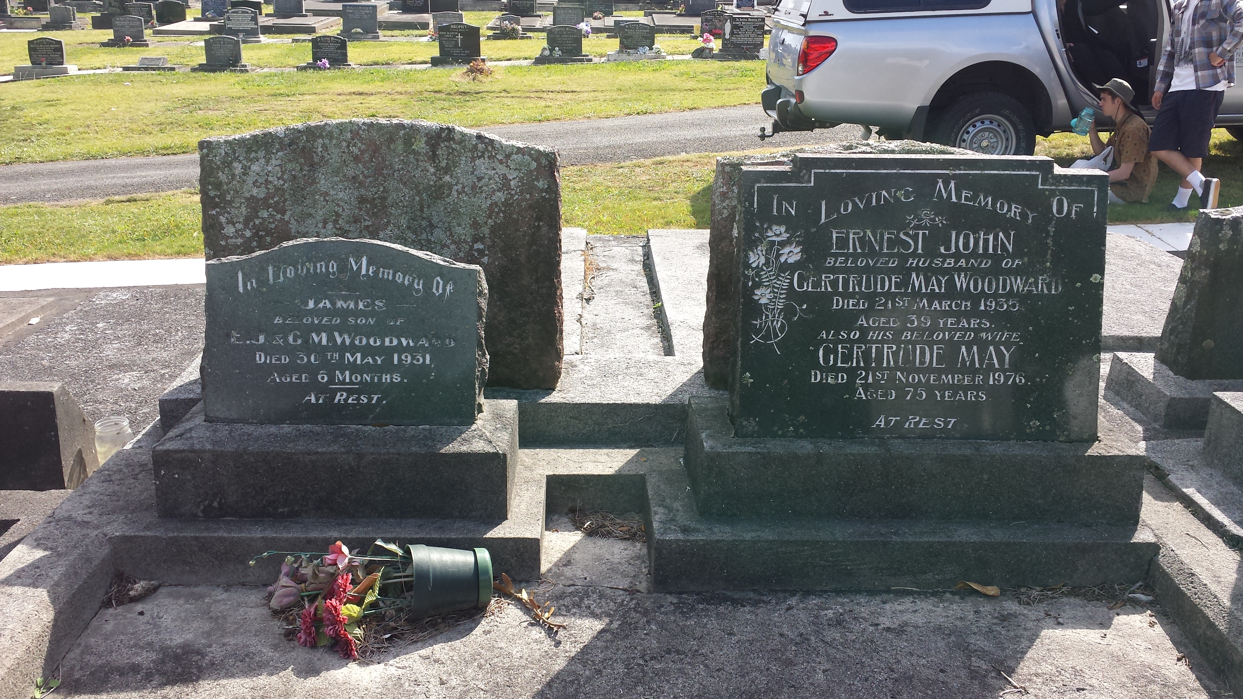 headstone
