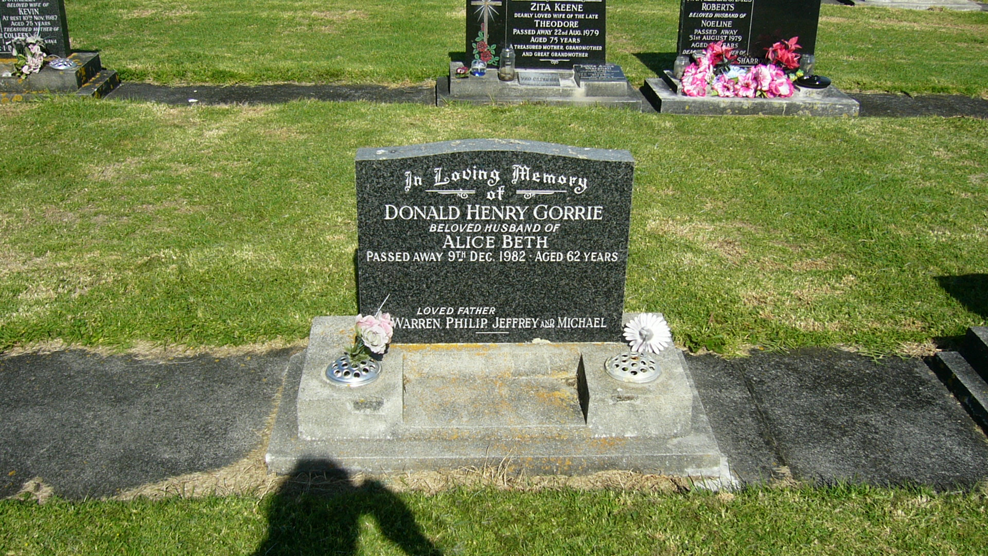 headstone