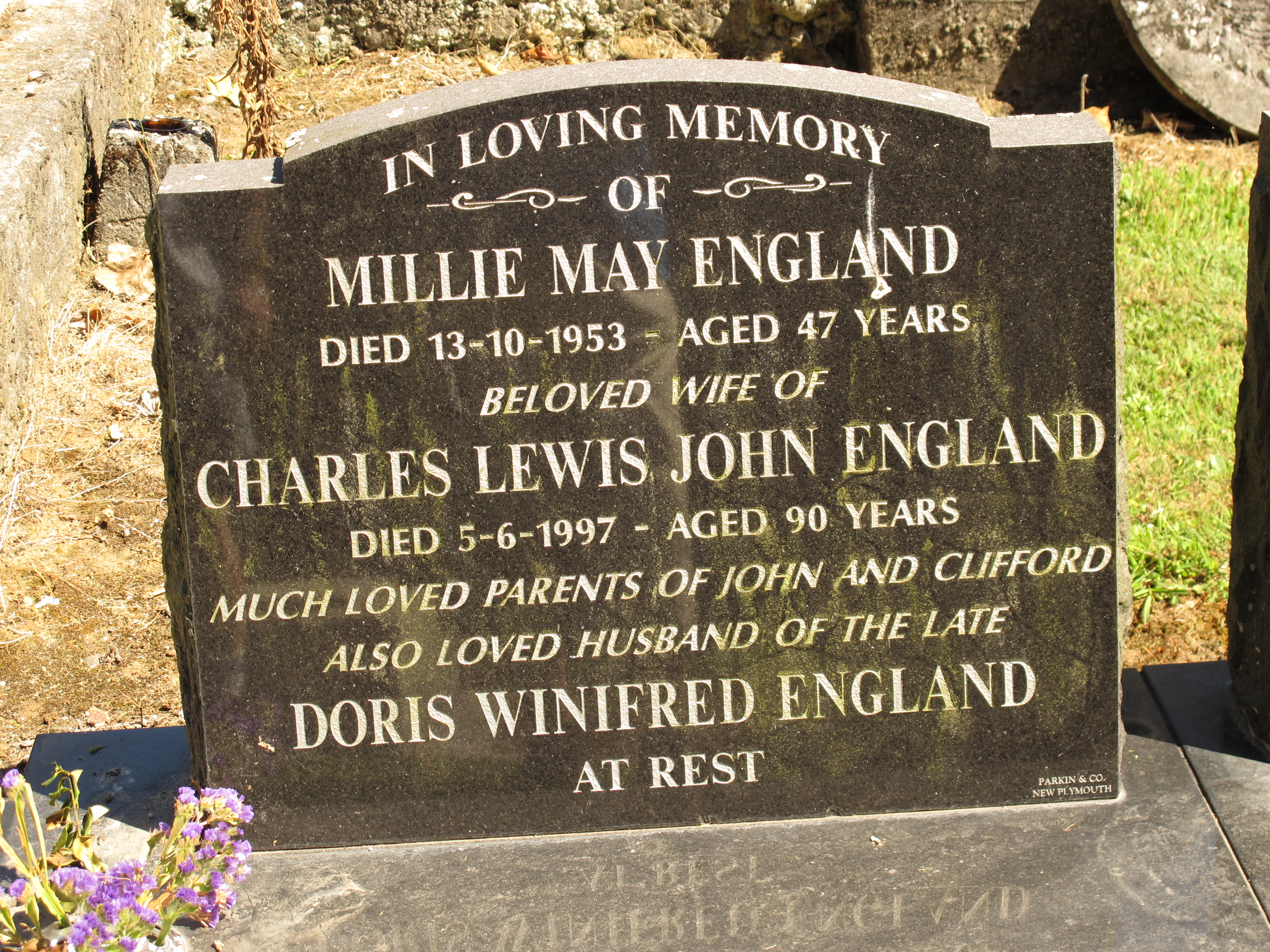 headstone