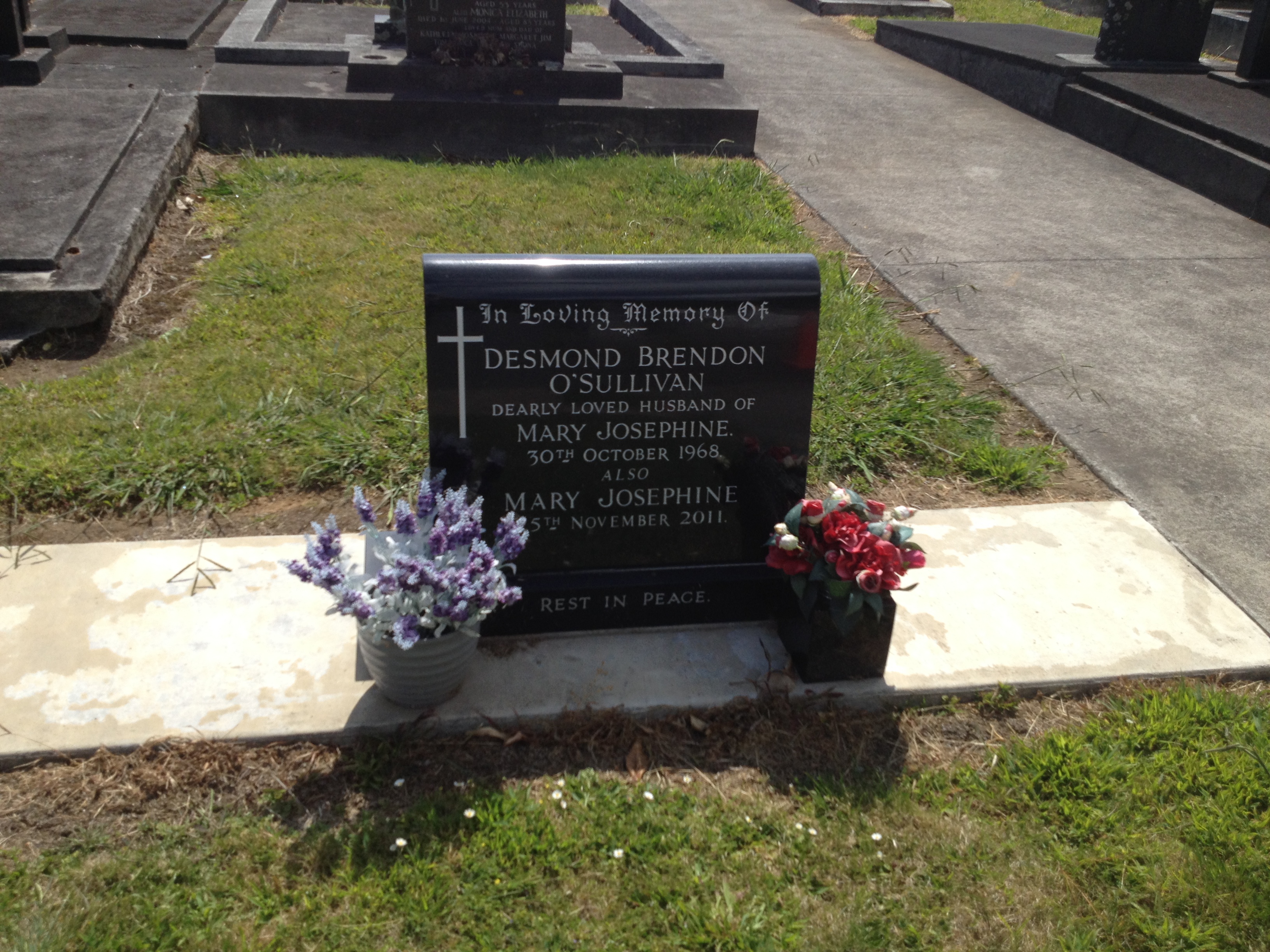 headstone