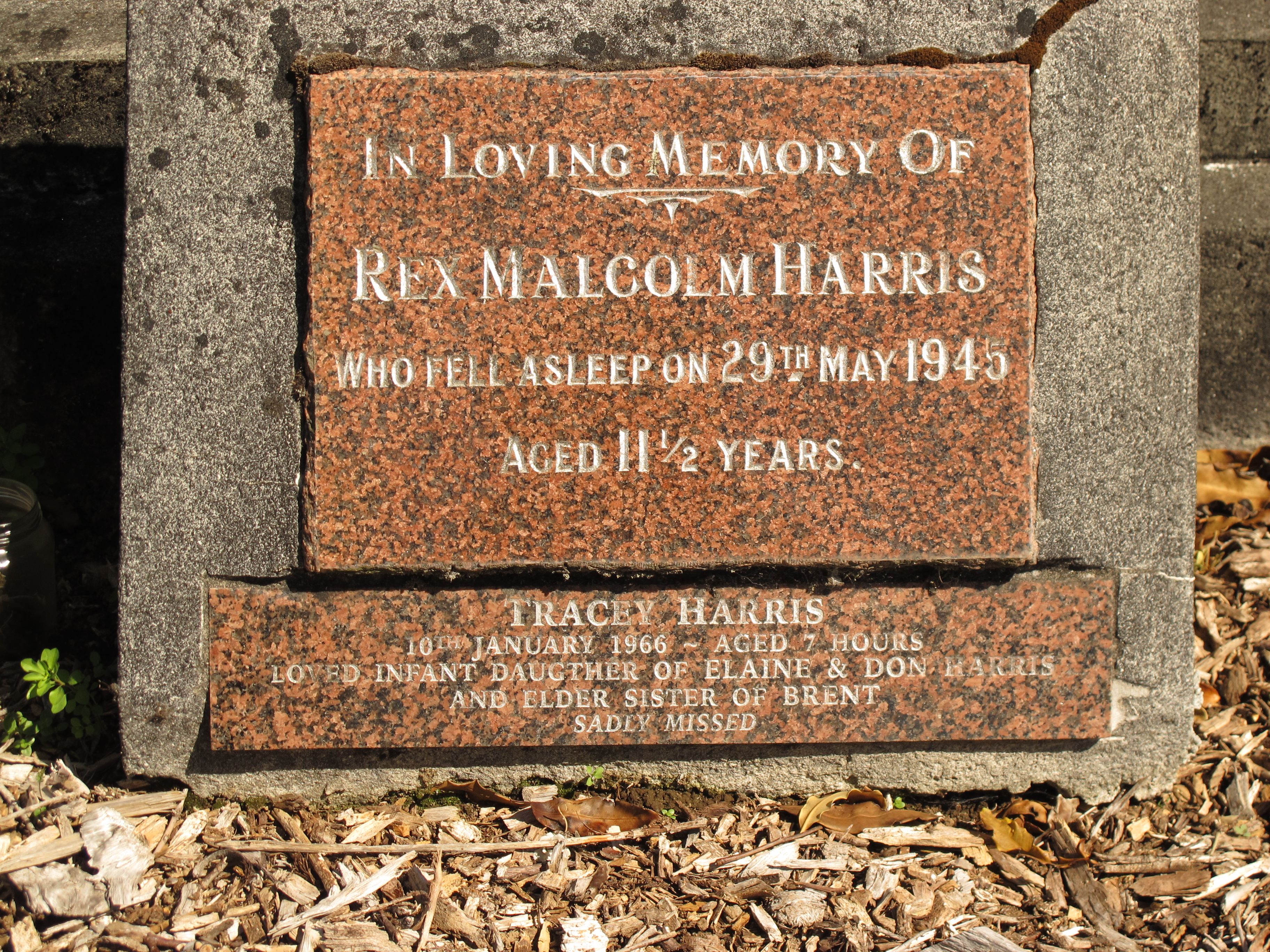 headstone