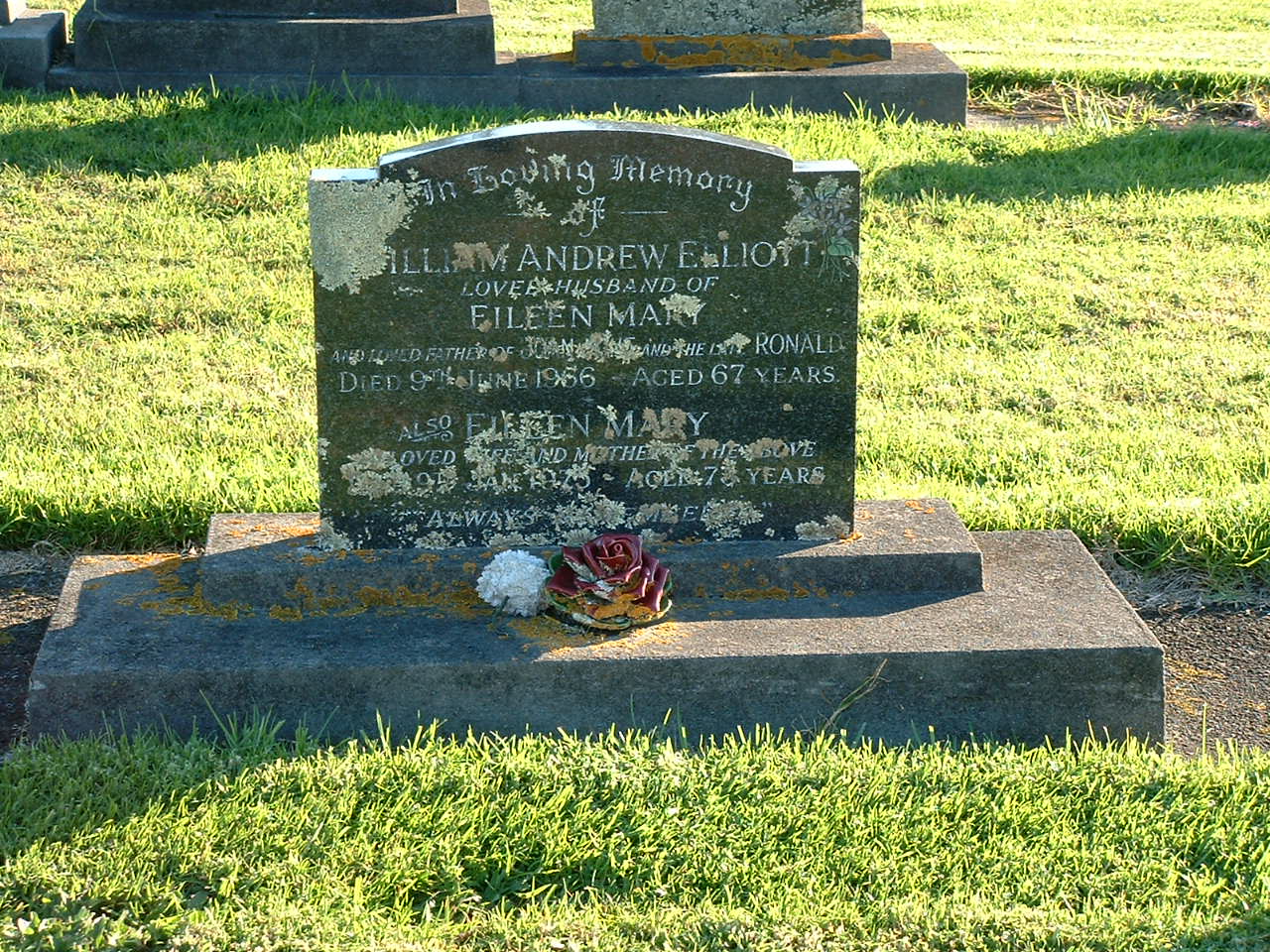 headstone