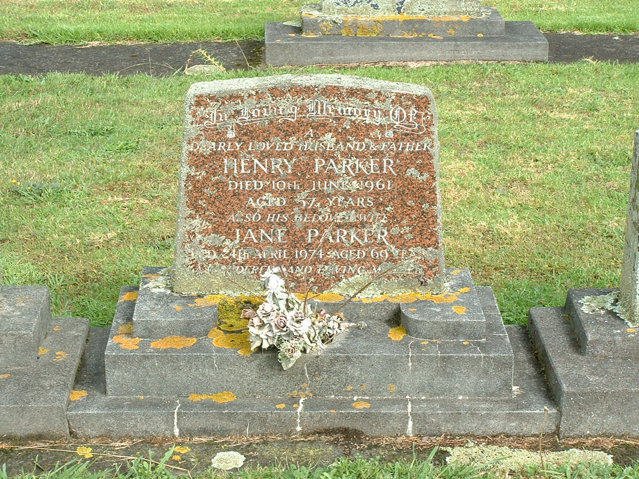 headstone