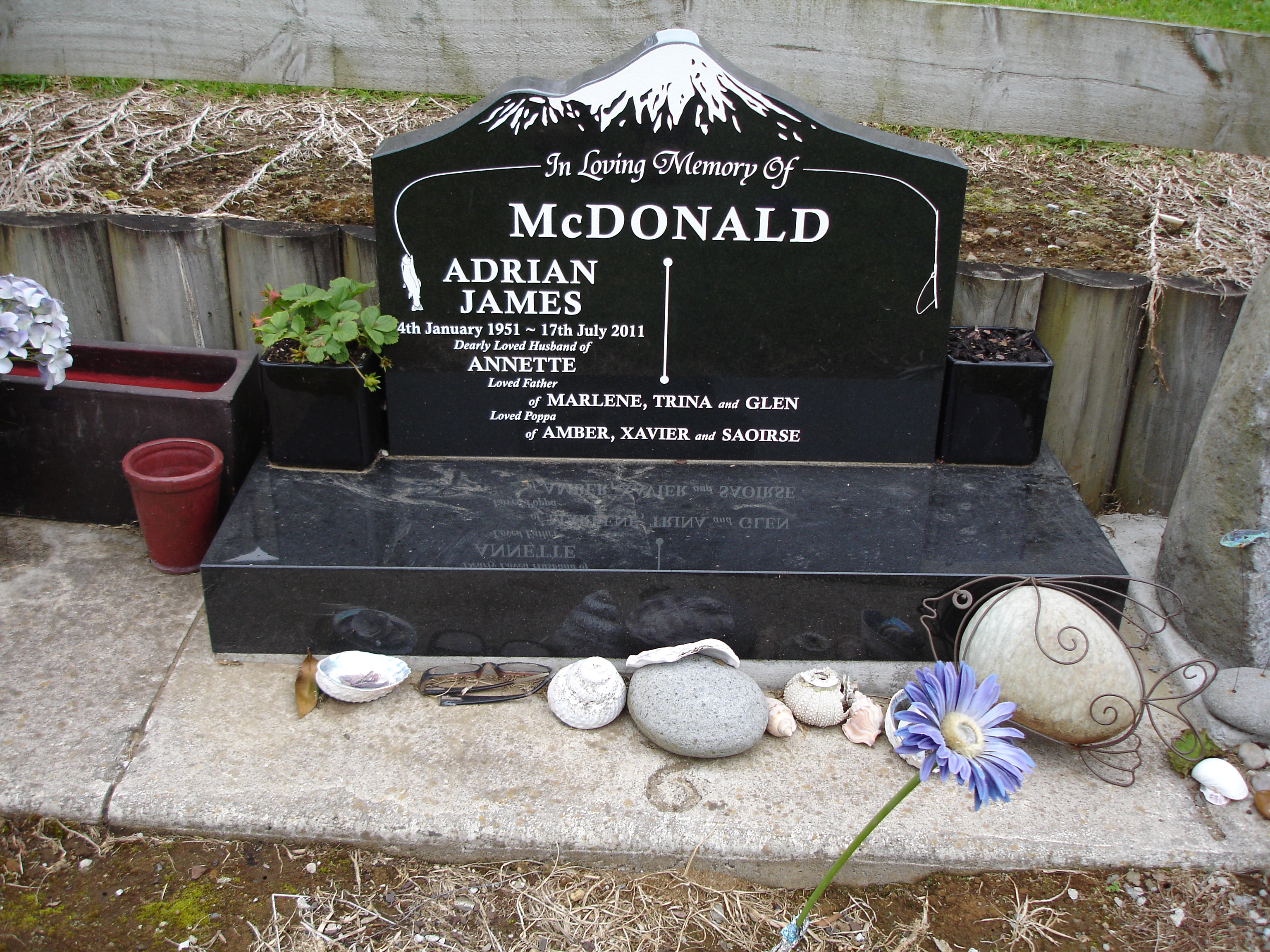 headstone