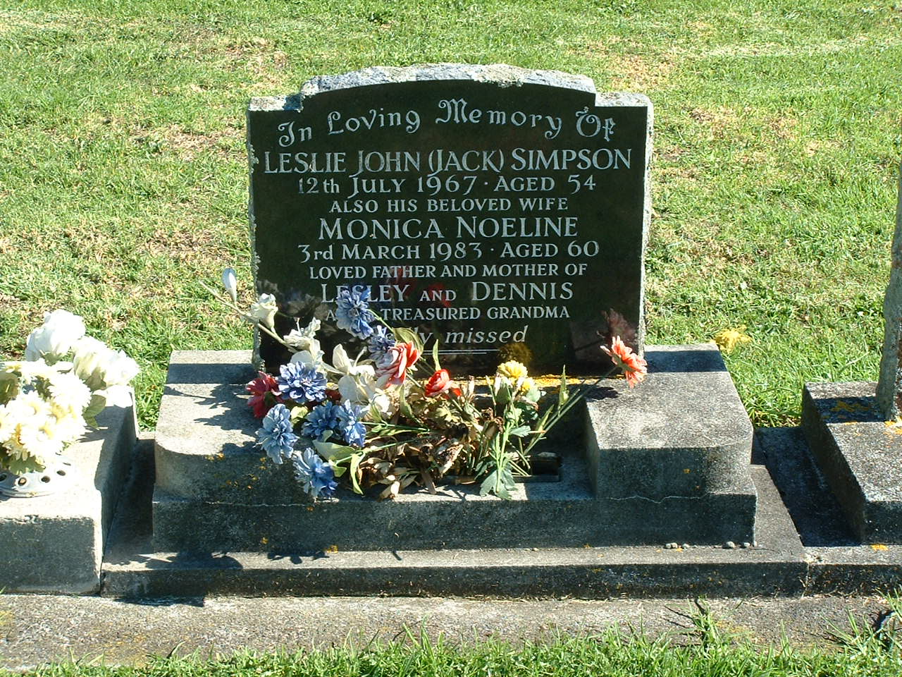 headstone