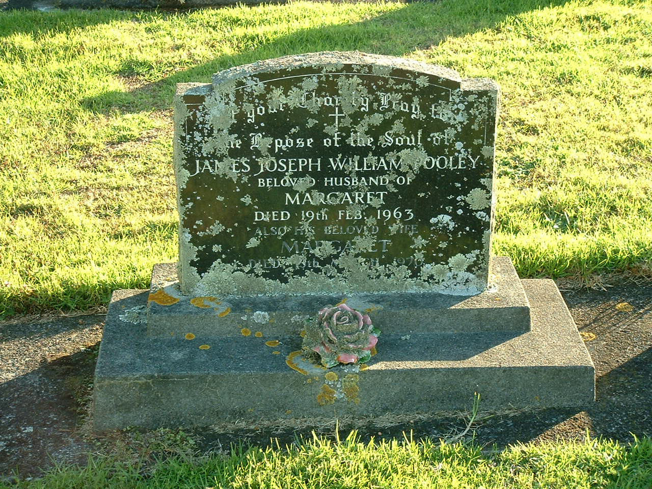 headstone