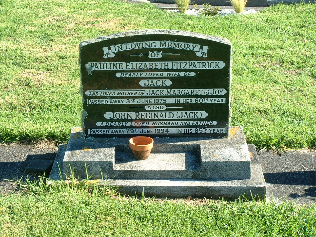 headstone