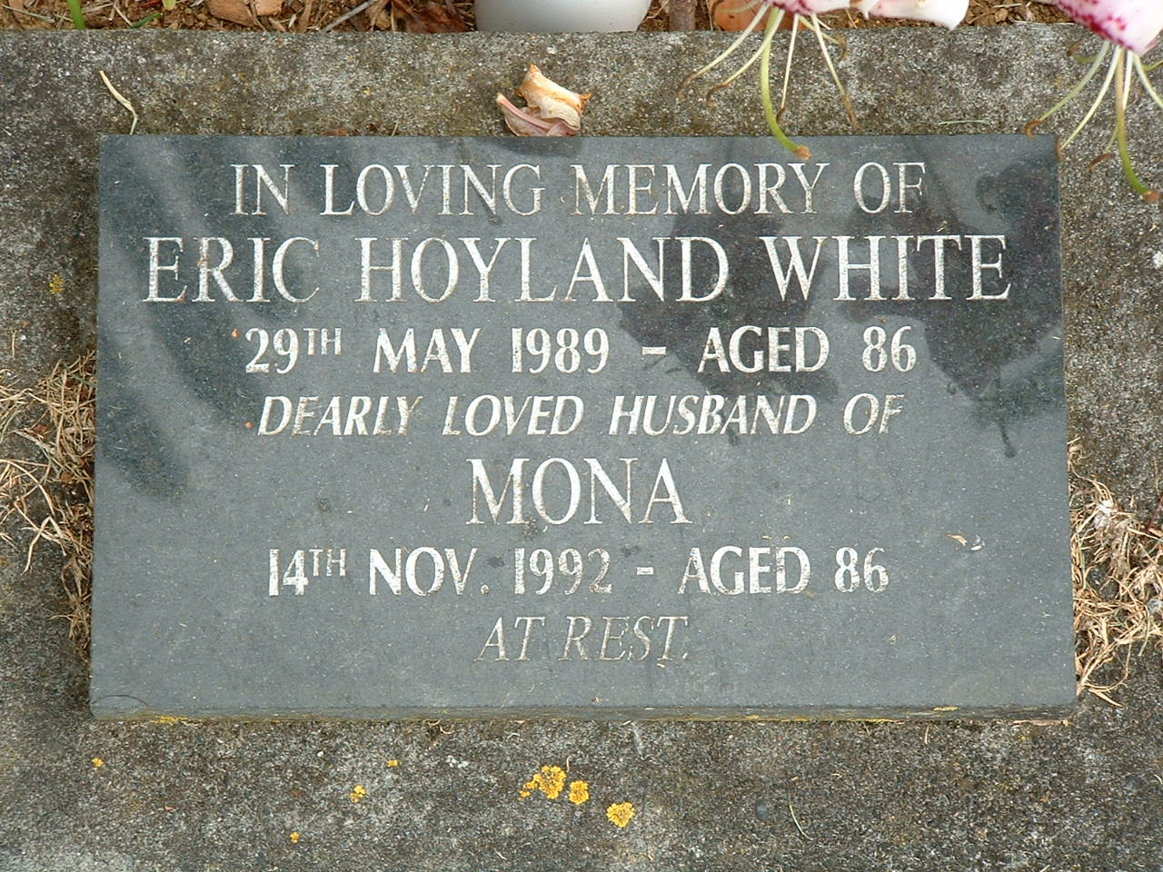 headstone